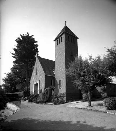 Holy Cross, RC Church, Station Road